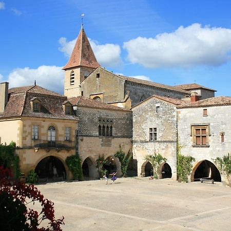 Le Camp De Ferie Monpazier Quarto foto